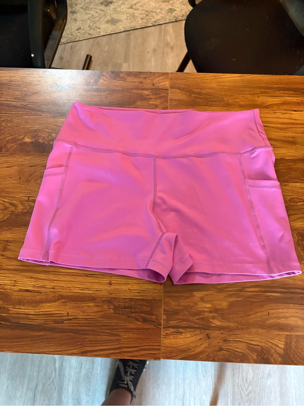 CVG Pink Orchard Shorts XL 2.5” Inseam Athletic Workout